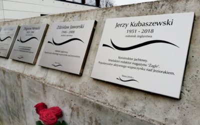 Odsłonięto nowe tablice w Alei Żeglarskiej